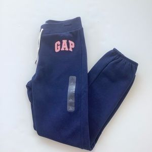 NWT Gap Navy joggers